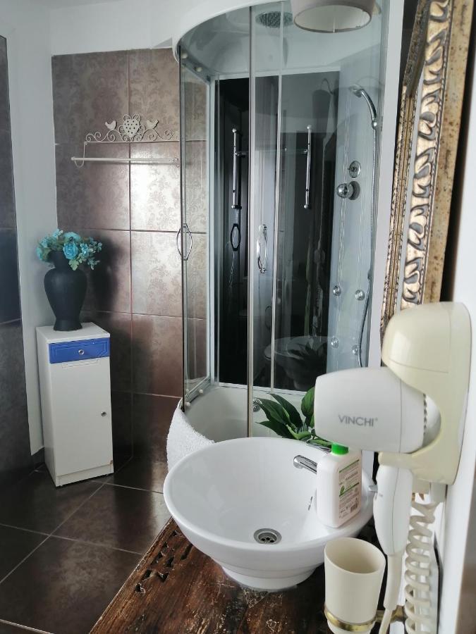 Bizant Boutique Hotel Bacau Luaran gambar